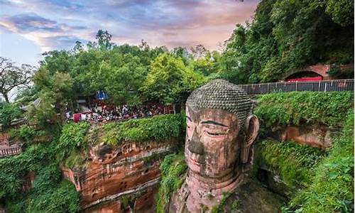 乐山大佛和峨眉山旅游攻略_乐山大佛和峨眉山旅游攻略一样吗